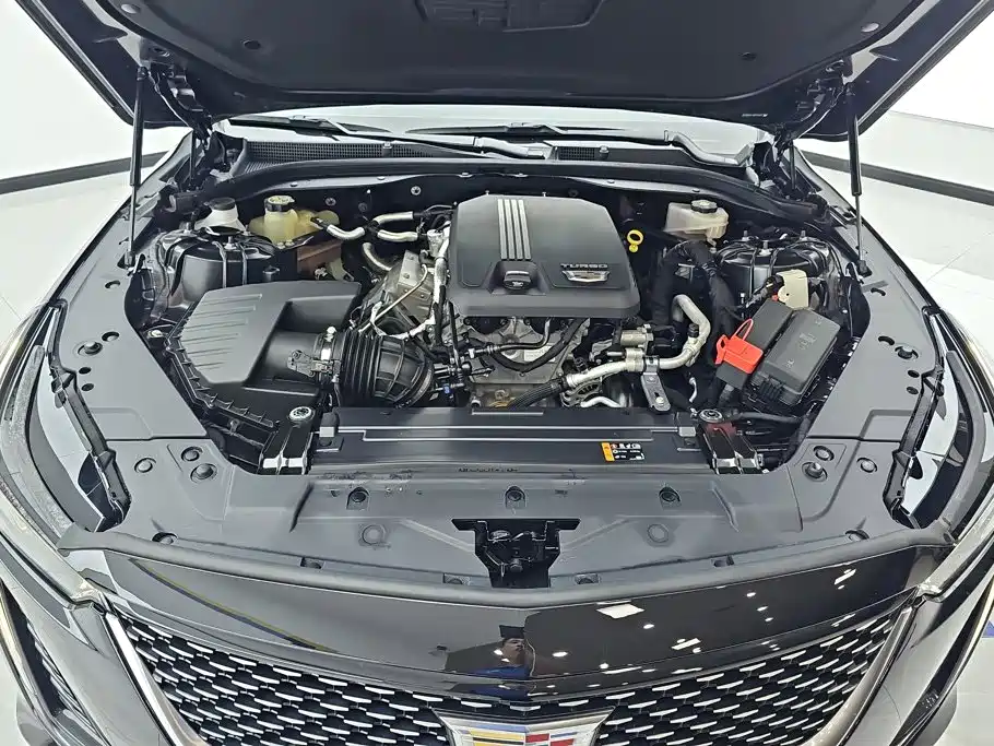 Cadillac CT5 — миниатюра 10