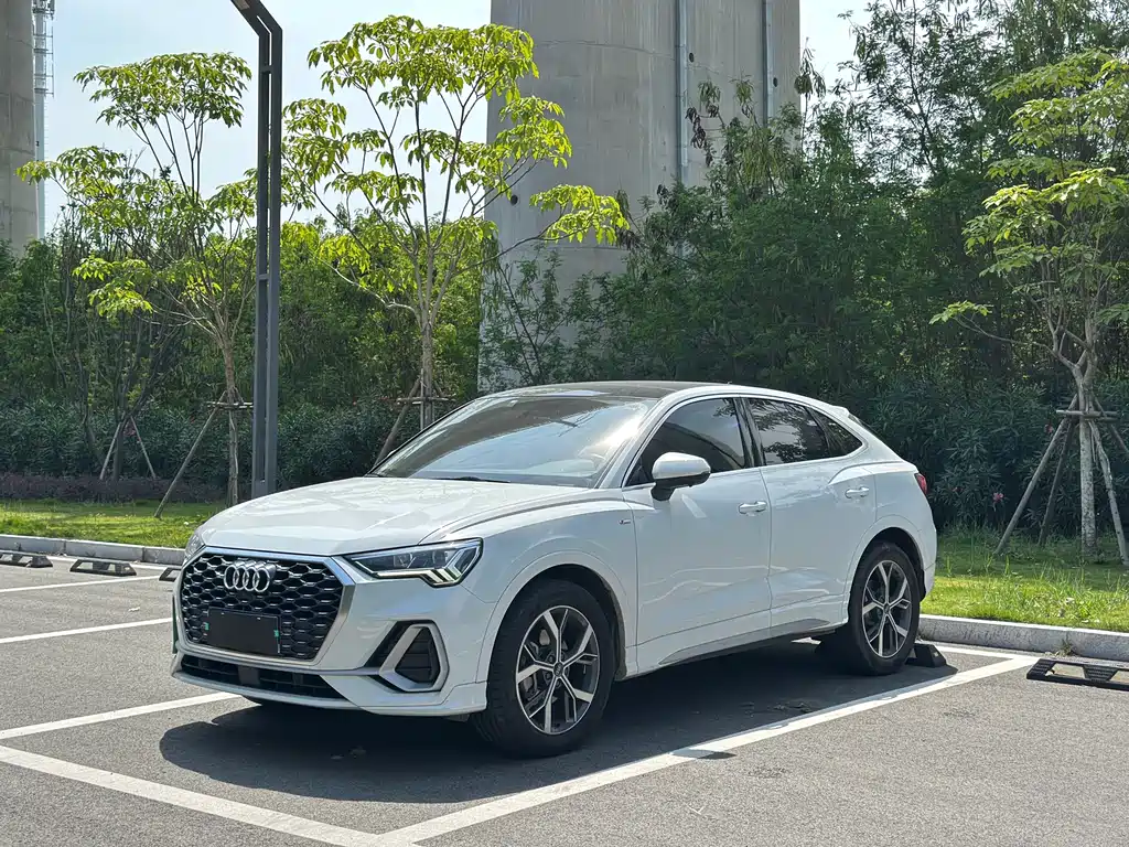 Купить Audi Q3 Sportback