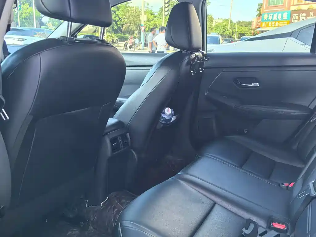 Nissan Sylphy 2020 1.6L XL CVT Enjoy