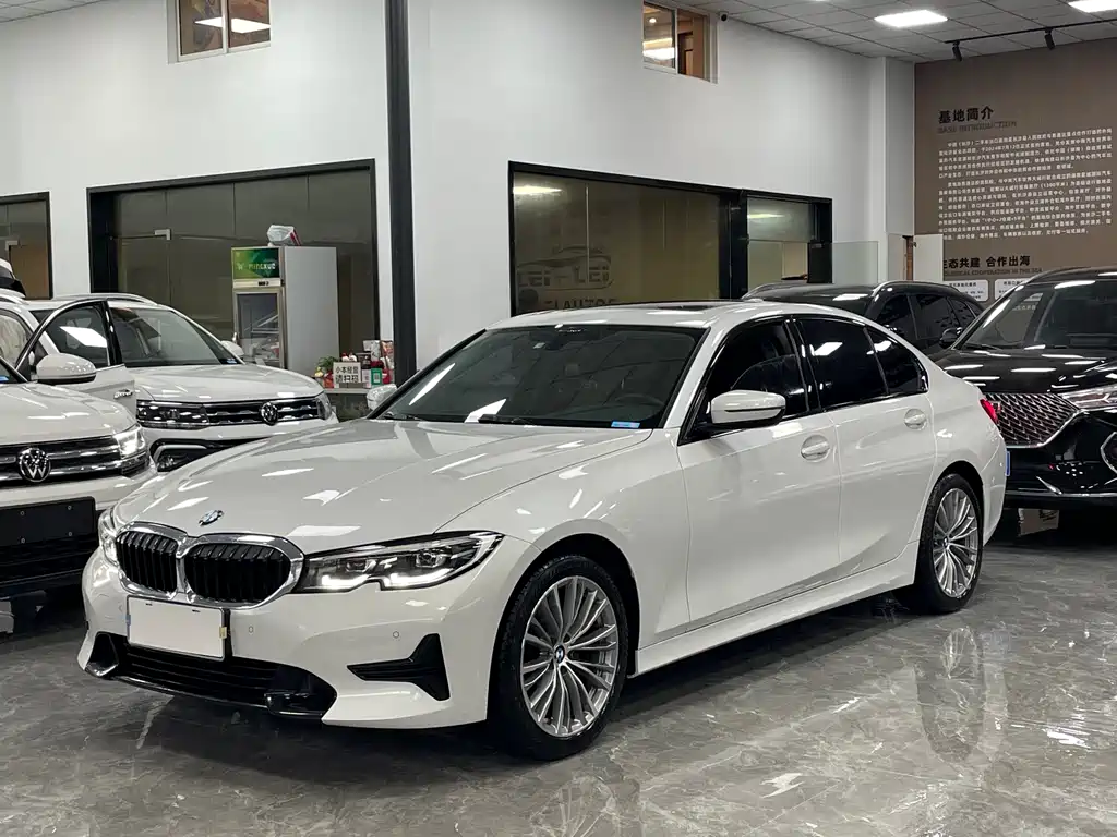 BMW 3 Series 2022