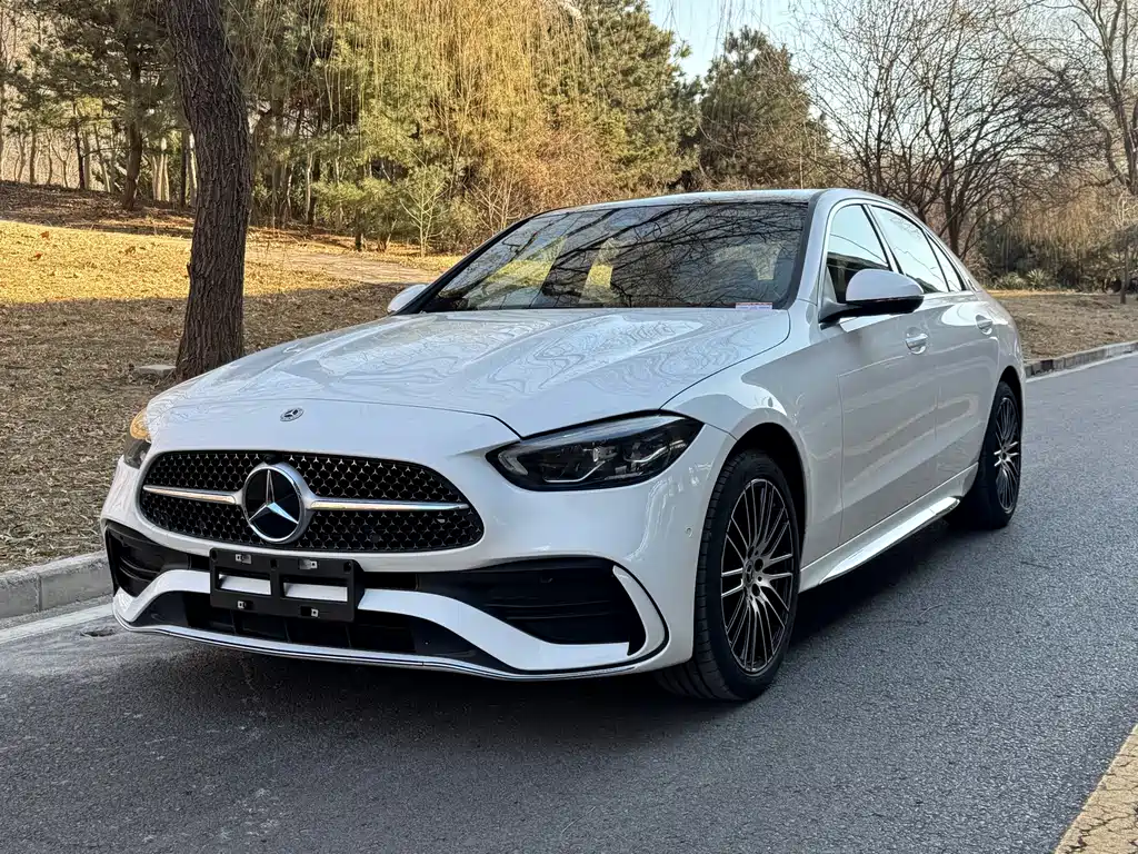 Mercedes-Benz C-Class 2023