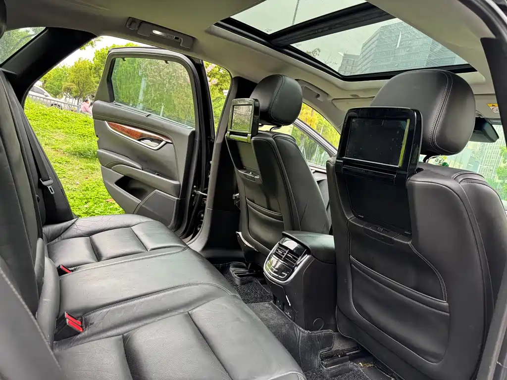 Cadillac XTS 2016 28T Luxury
