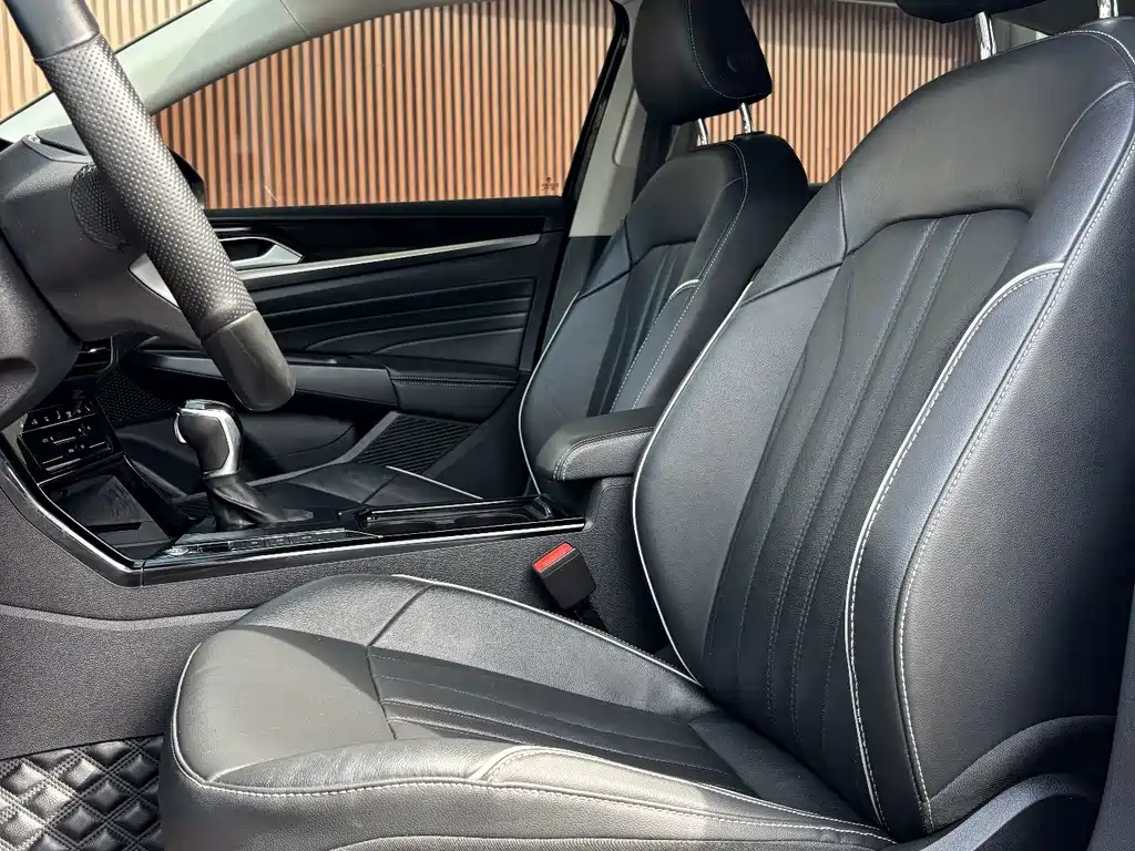 Volkswagen Passat — миниатюра 13