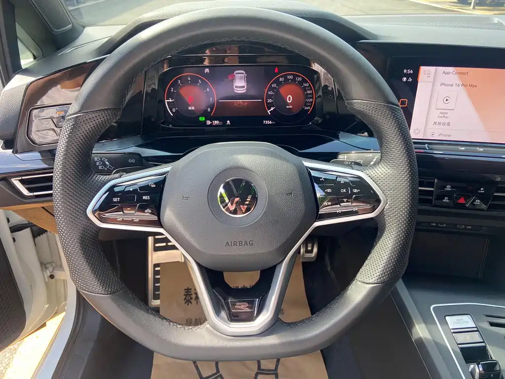 Volkswagen Golf — миниатюра 14