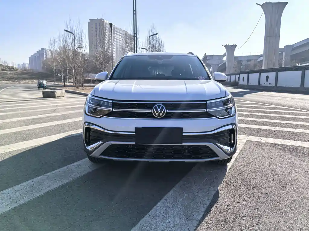 Volkswagen Tharu 2023 300TSI