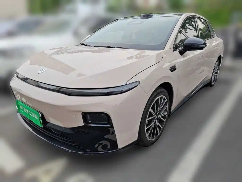 Leapmotor Ноль один.