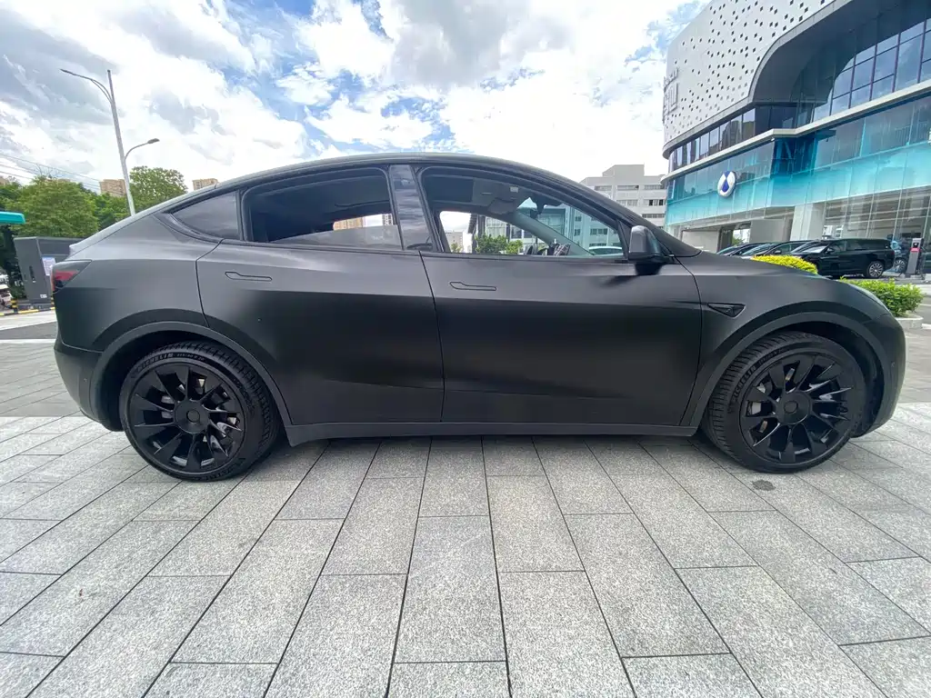 Tesla Model Y — фотографии объявления, Фото 17