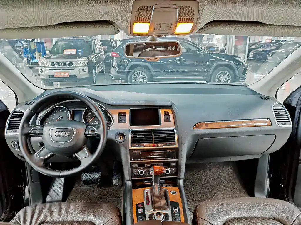 Audi Q7 2014 35 TFSI