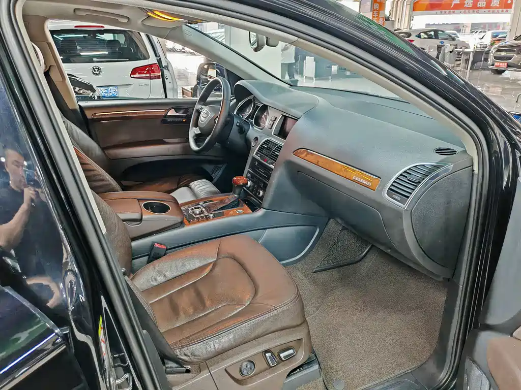 Audi Q7 2014 35 TFSI
