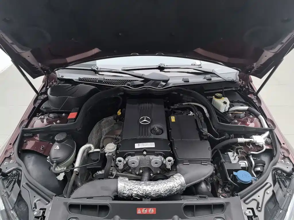 Mercedes-Benz C-Class — миниатюра 6