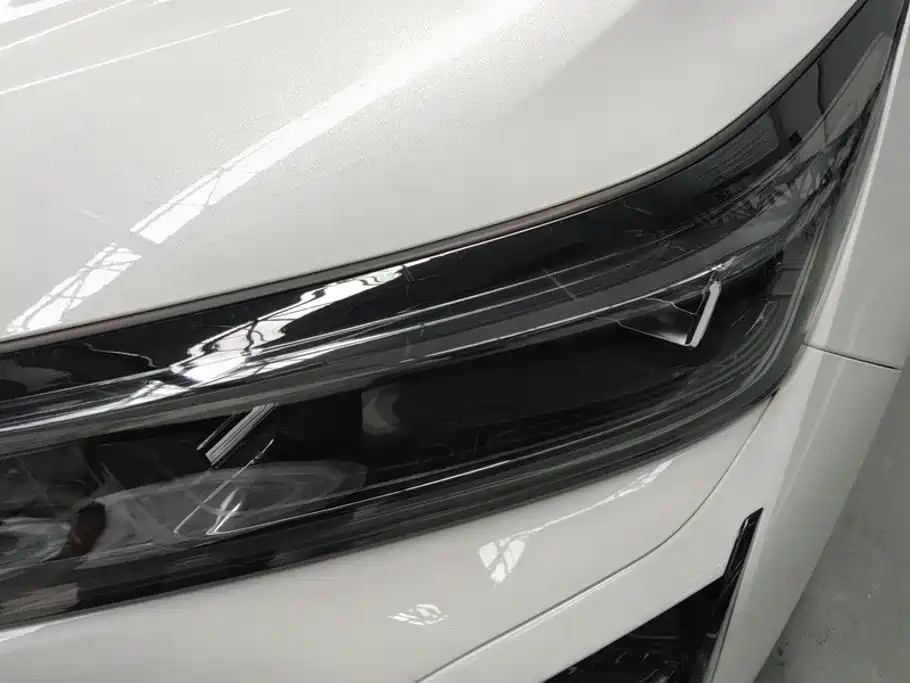 Заказать Changan 长安CS75PLUS 2026 года за 3 688 529 ₽  из Китая
