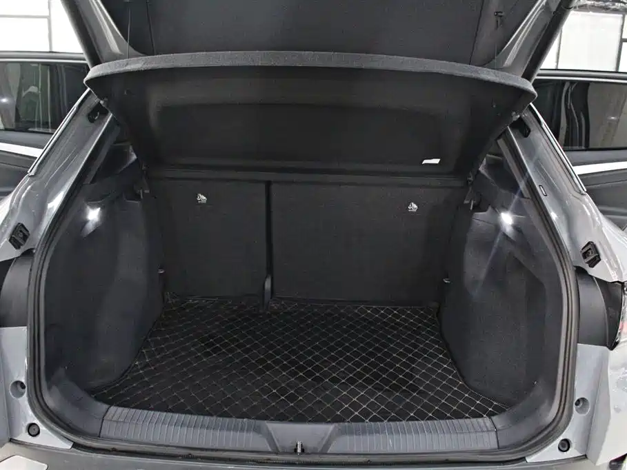 VOLKSWAGEN ID.4 CROZZ