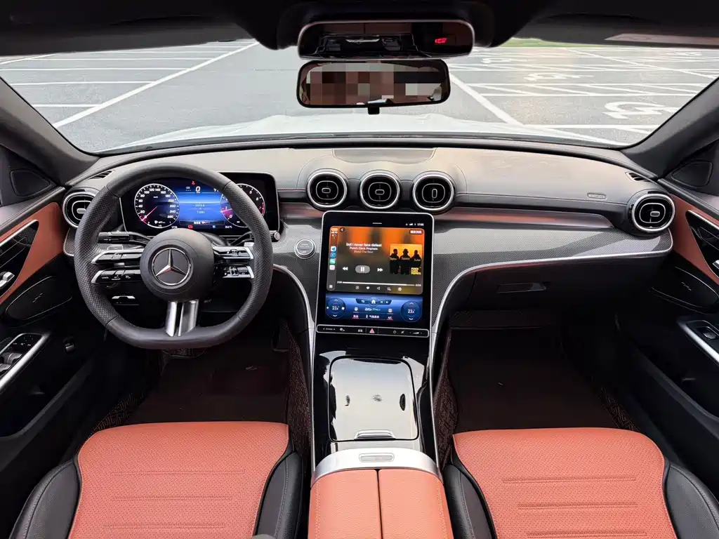 Mercedes-Benz C-Class — миниатюра 10