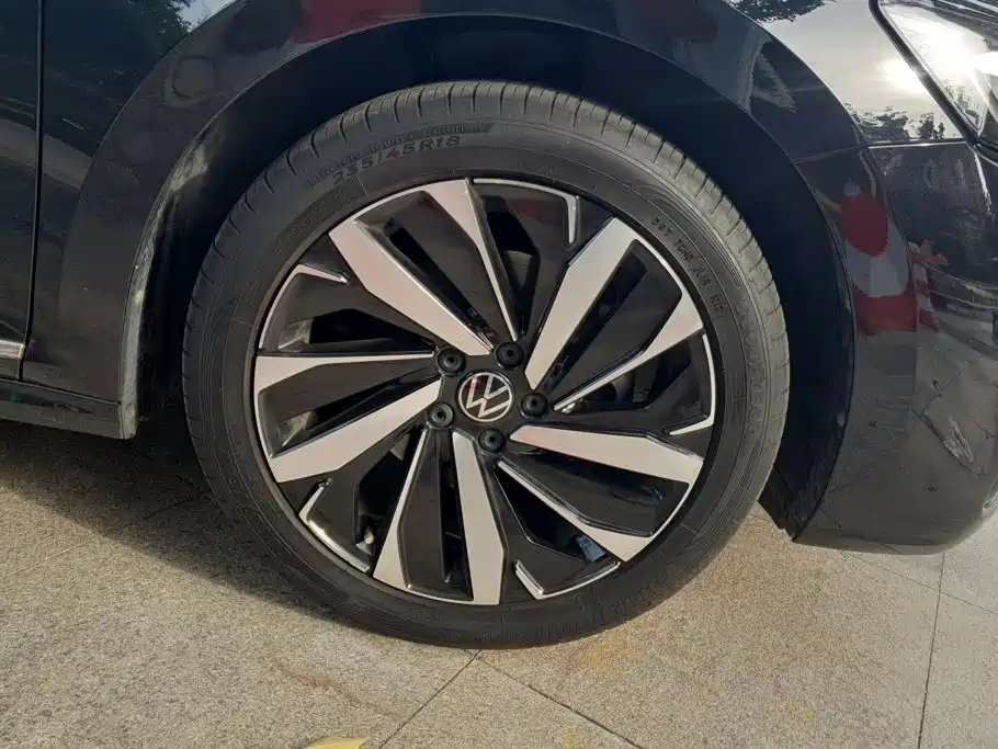 Volkswagen Passat — миниатюра 6