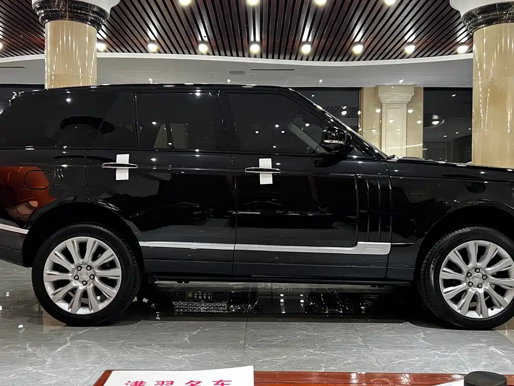 Land Rover Range Rover — миниатюра 8