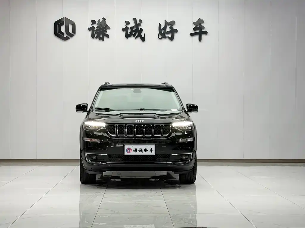 JEEP GRAND COMMANDER