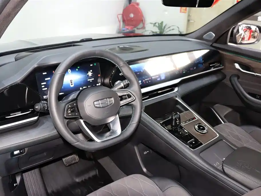 Geely Monjaro L 2025 2.0TD AT