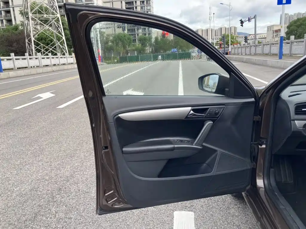 Volkswagen Gran Lavida — миниатюра 5