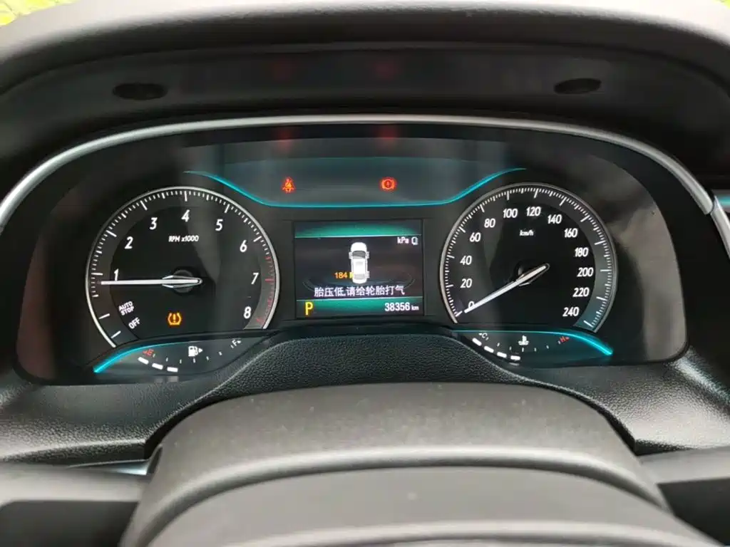 Buick Excelle — миниатюра 12