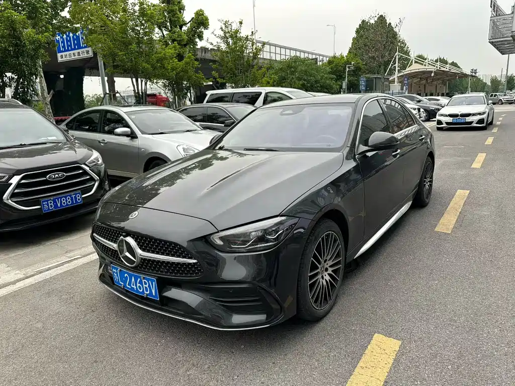 Mercedes-Benz C-Class 2023