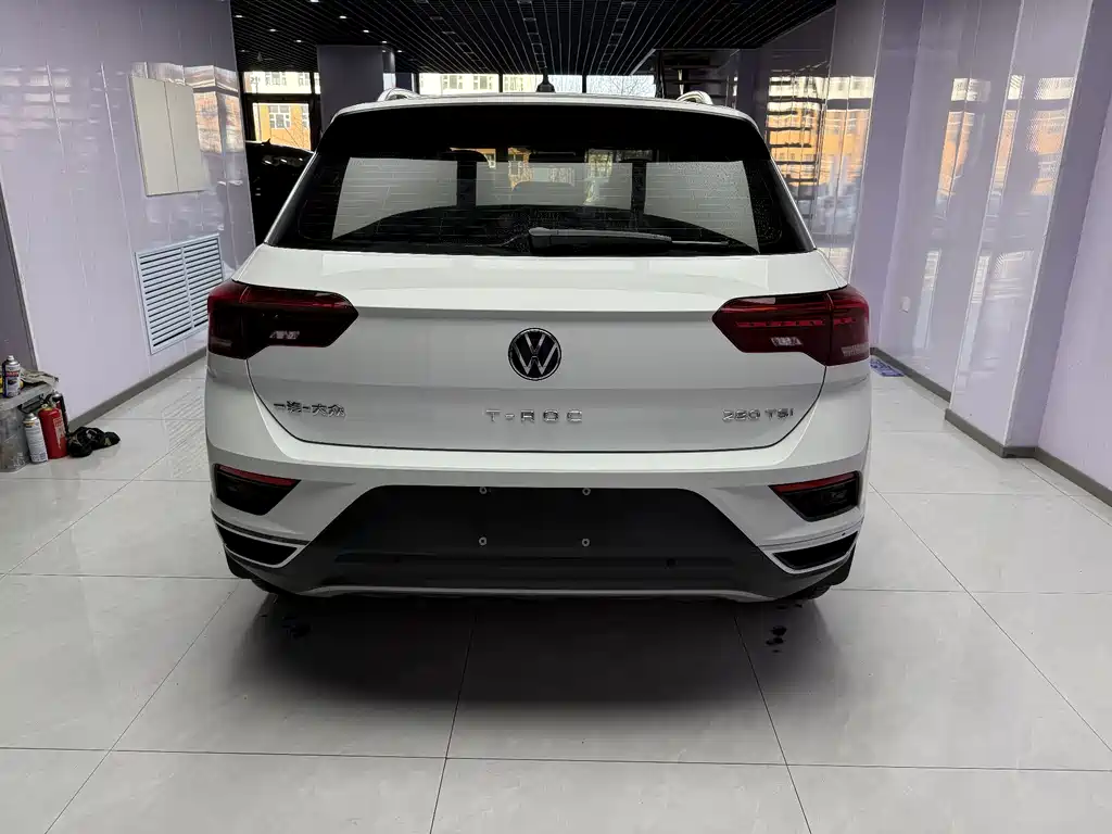 VOLKSWAGEN T ROC EXPLORING SONGS
