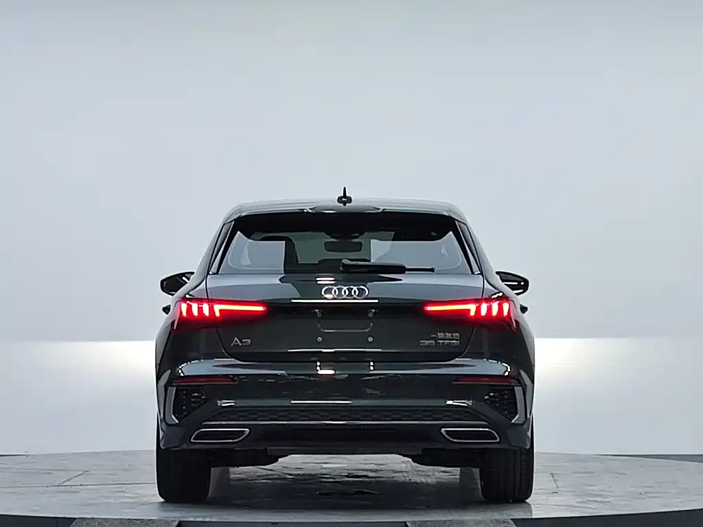 Audi A3 2023 Sportback 35 TFSI Fashion Sport