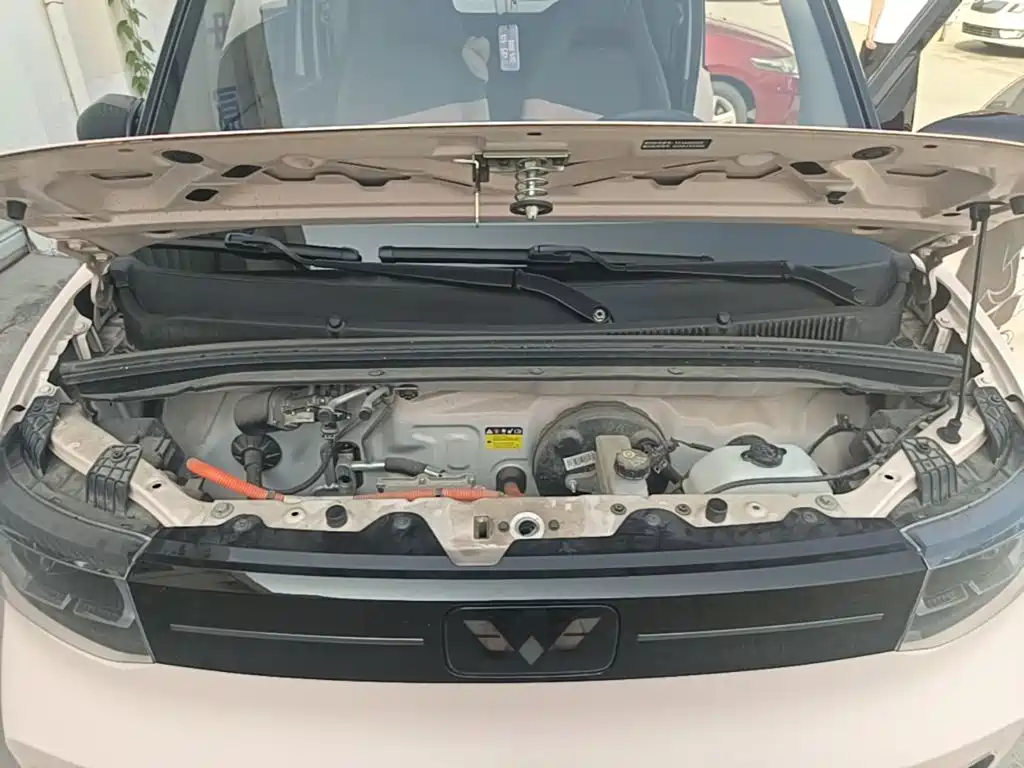 Wuling MINIEV — миниатюра 20