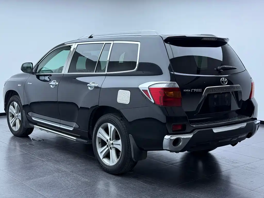 Toyota Highlander — миниатюра 15