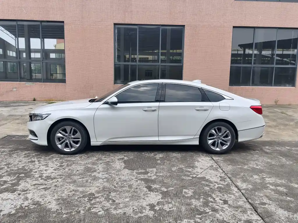 Honda Accord — миниатюра 5