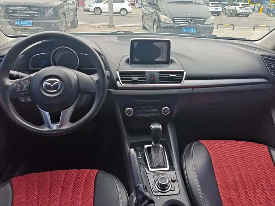 Mazda 3 Axela — миниатюра 13
