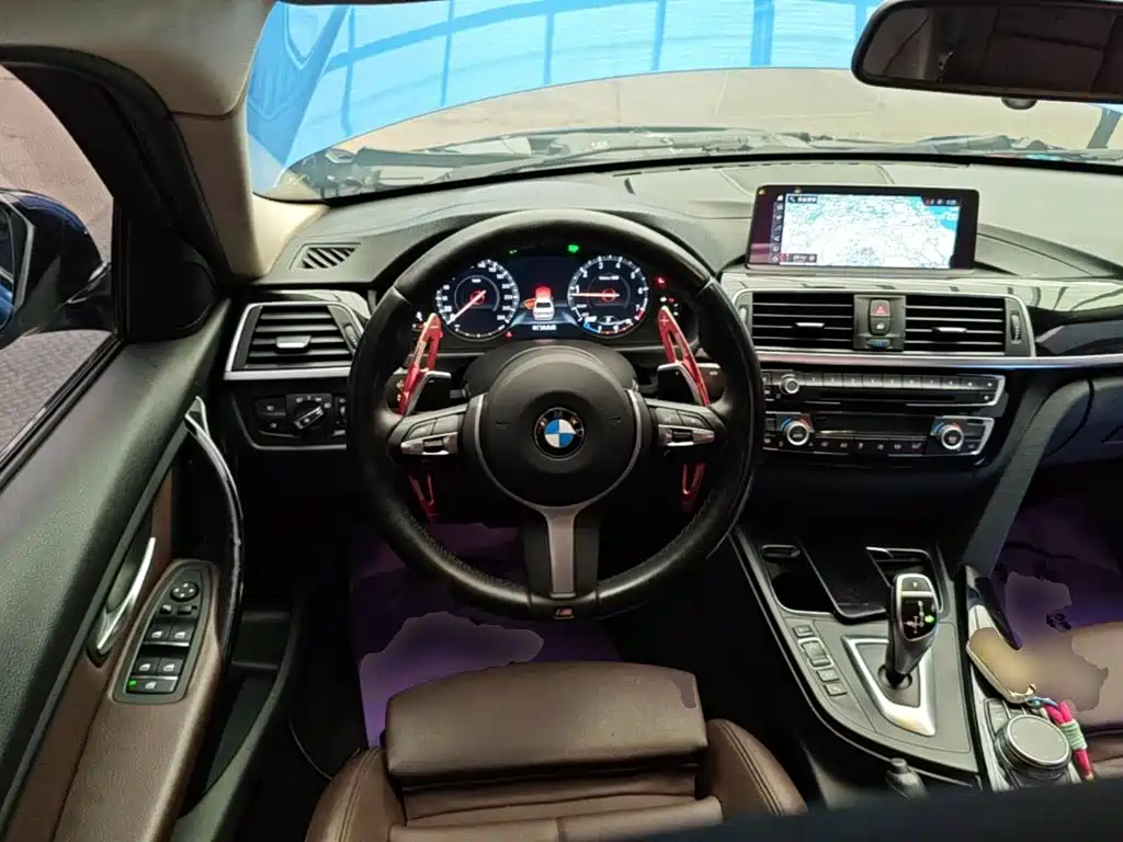 BMW 3 Series — миниатюра 11