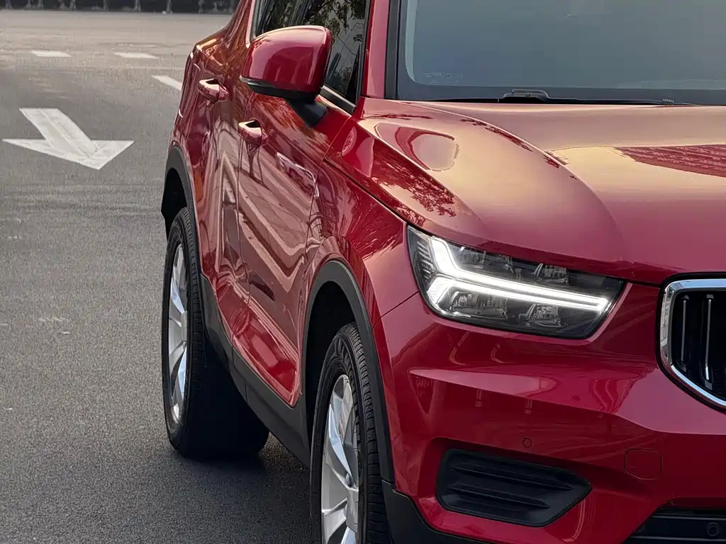Volvo XC40 — миниатюра 4