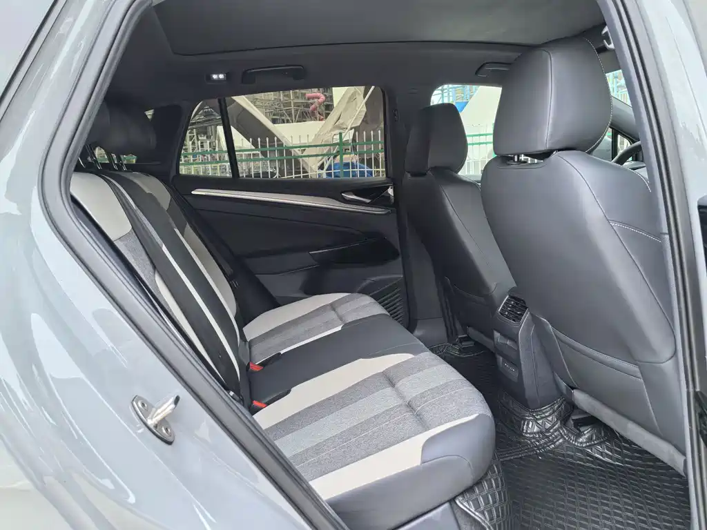 Volkswagen ID.4 Crozz — миниатюра 12