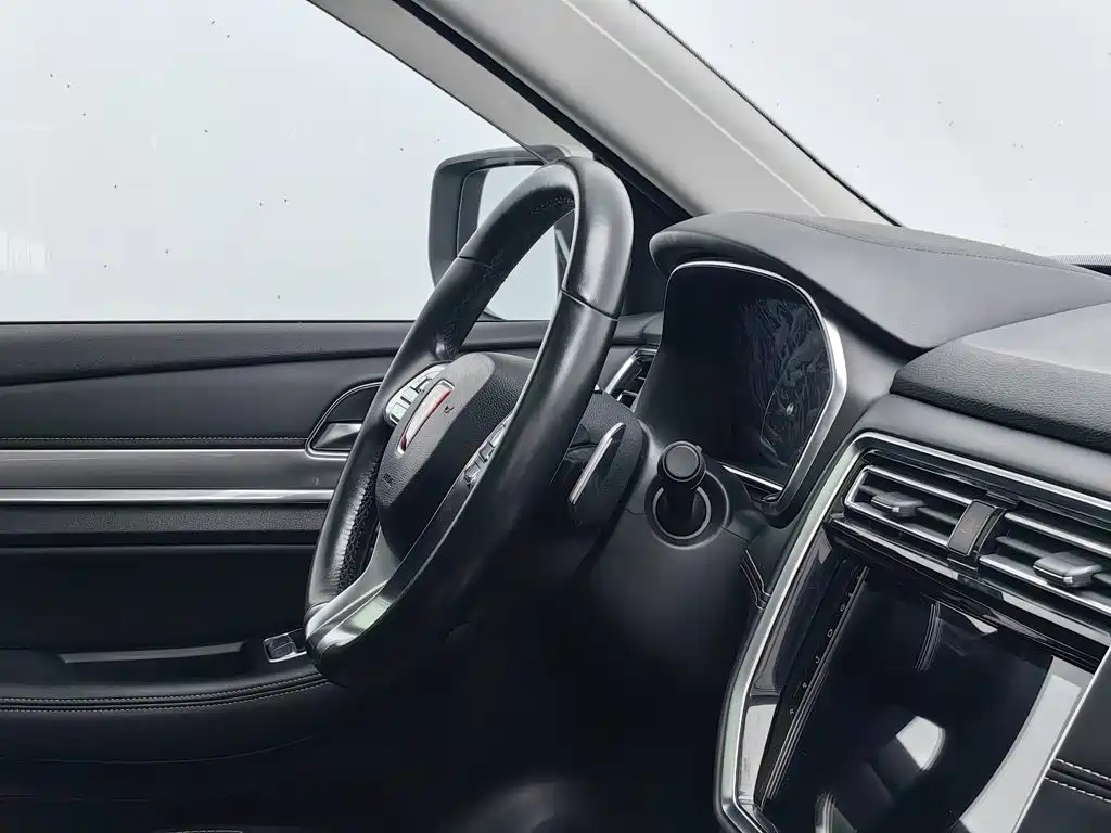 Roewe RX8 — миниатюра 22