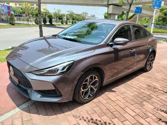 2022 MG 5