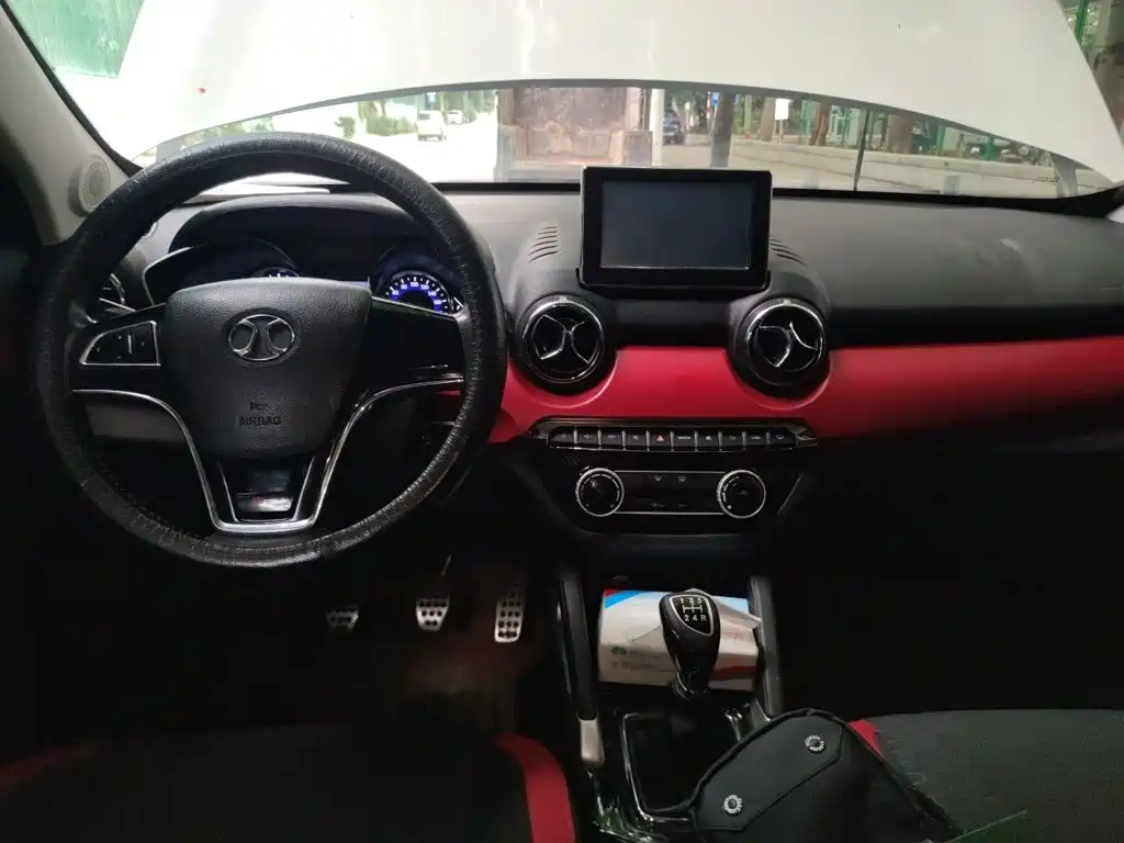 BAIC Senova X35 — миниатюра 5