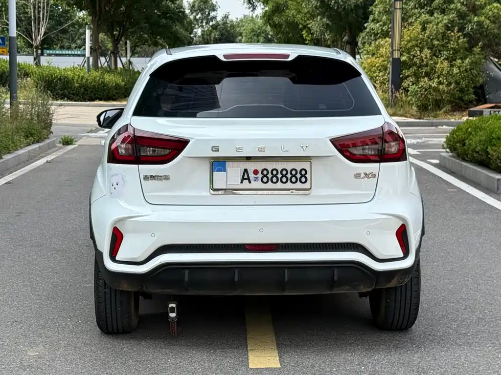 Geely EX3