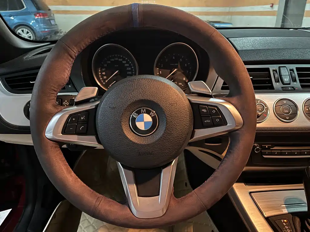 BMW Z4 2009 sDrive23i Lead