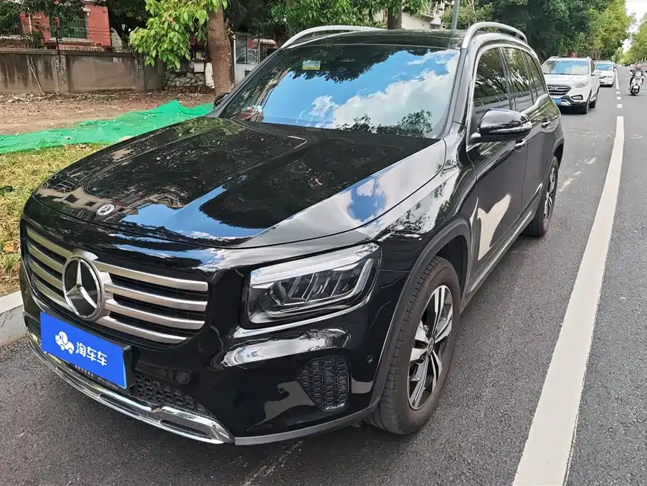 Mercedes-Benz GLB 2024