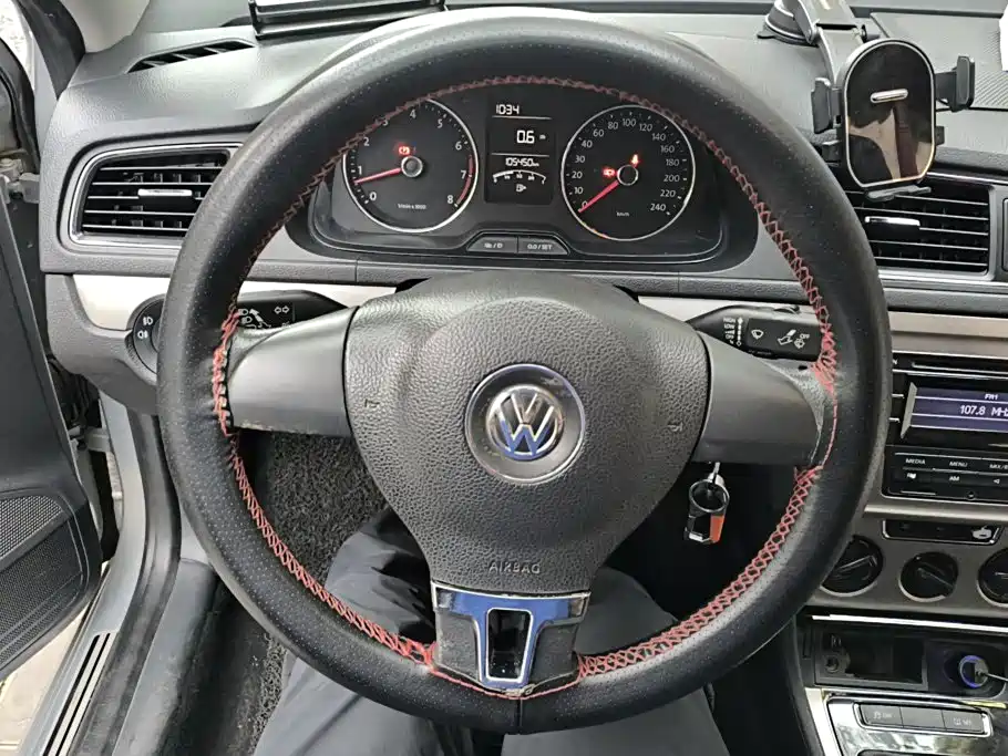 Volkswagen Lavida — миниатюра 15