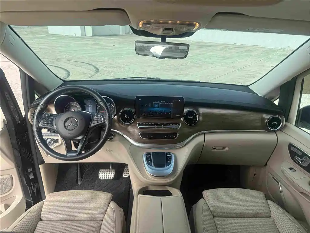 Mercedes-Benz V-Class — миниатюра 5