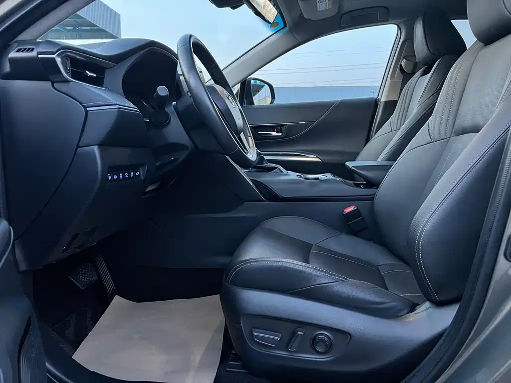 TOYOTA LING FANG HARRIER