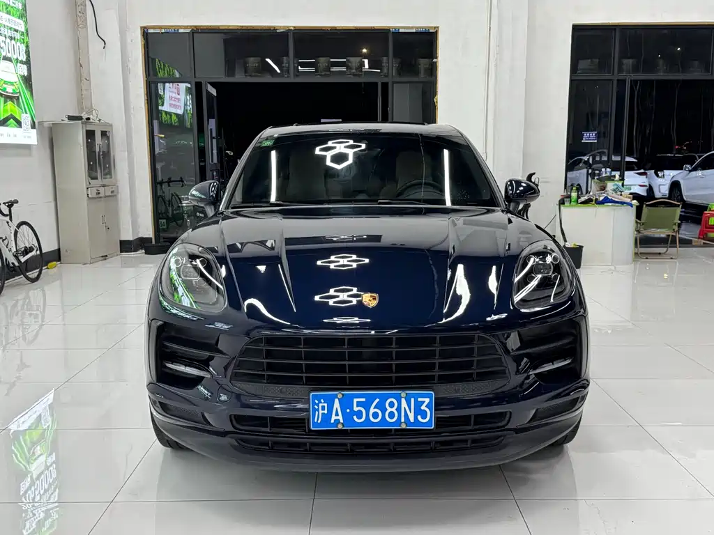 Porsche Macan — миниатюра 3