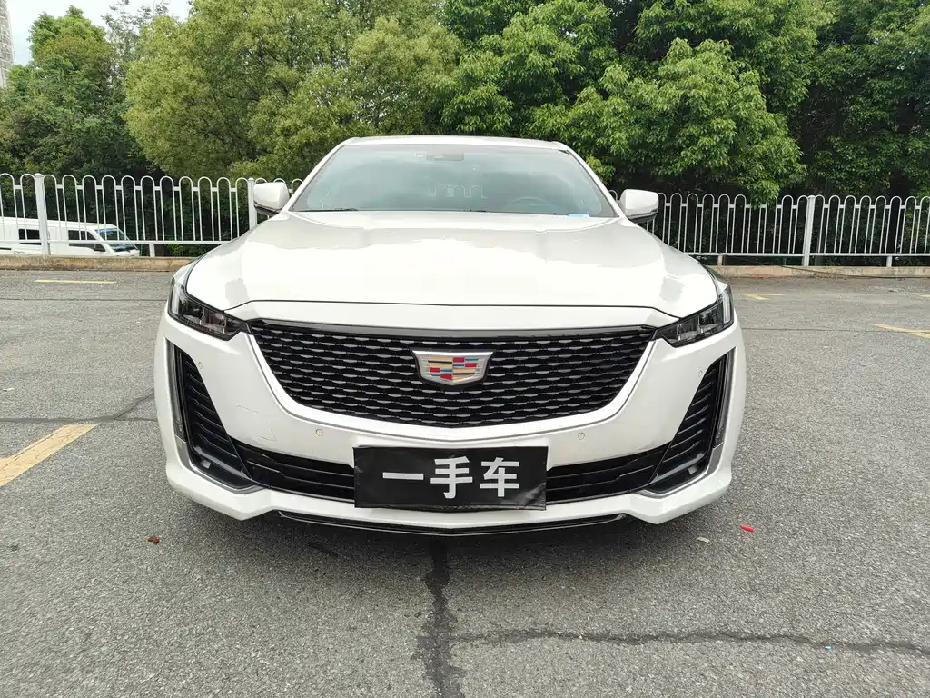 Cadillac CT5 2023