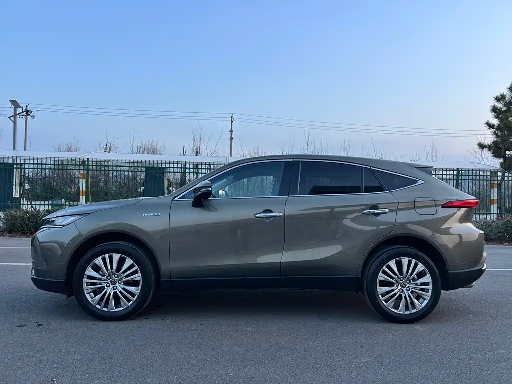 TOYOTA LING FANG HARRIER