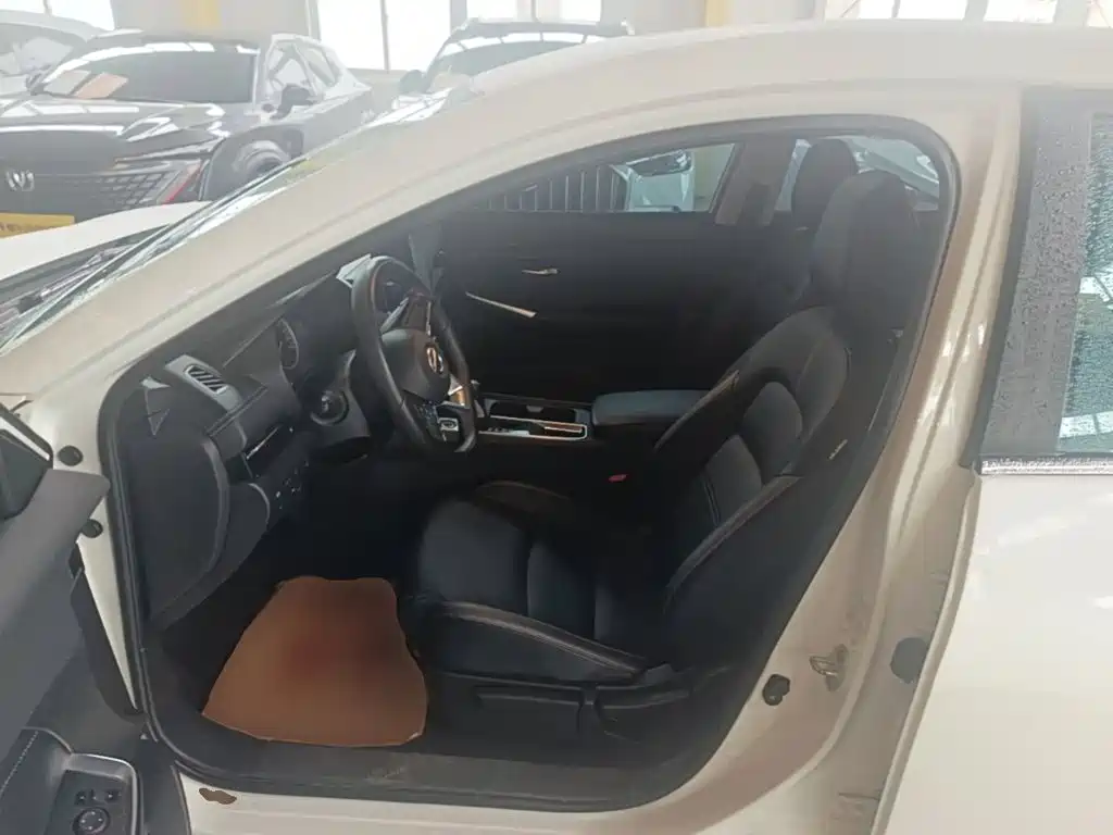 Nissan Sylphy — миниатюра 15
