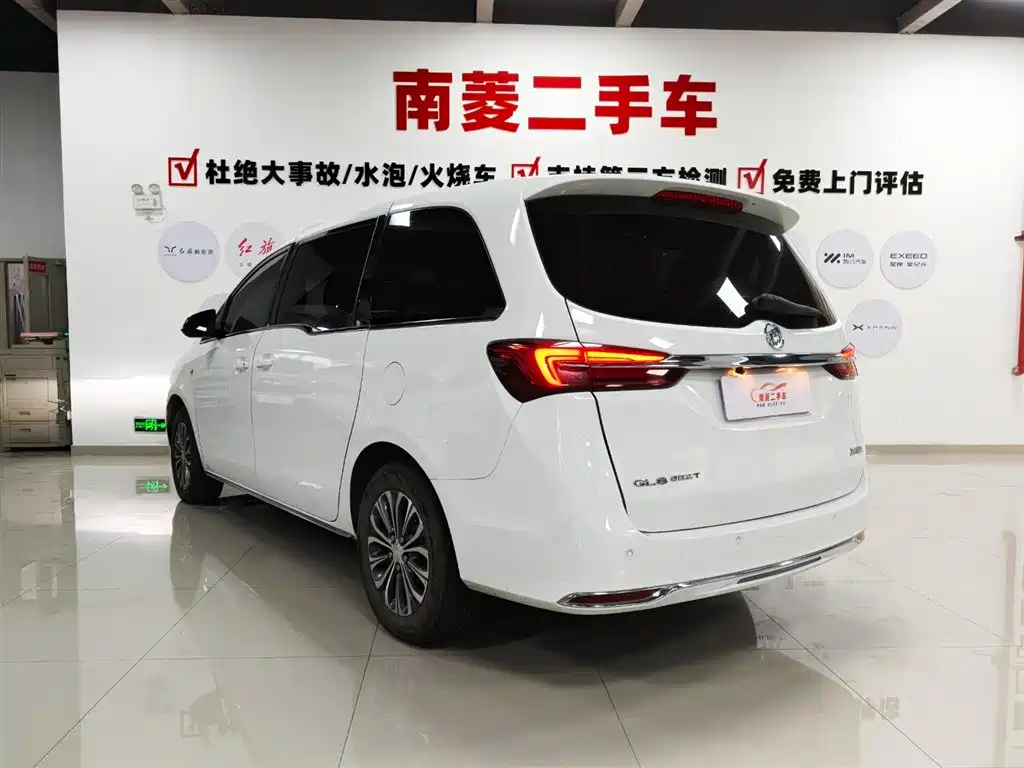 Buick GL8 2023 Comfort