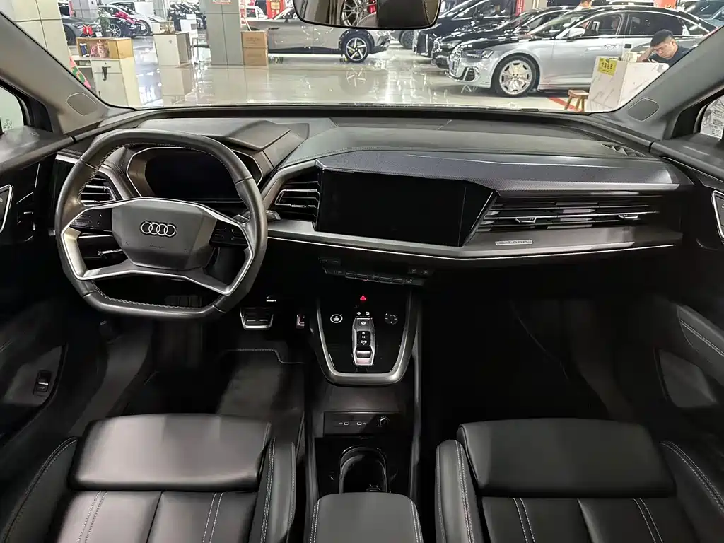 Audi Q4 e-tron 2024 40 e-tron