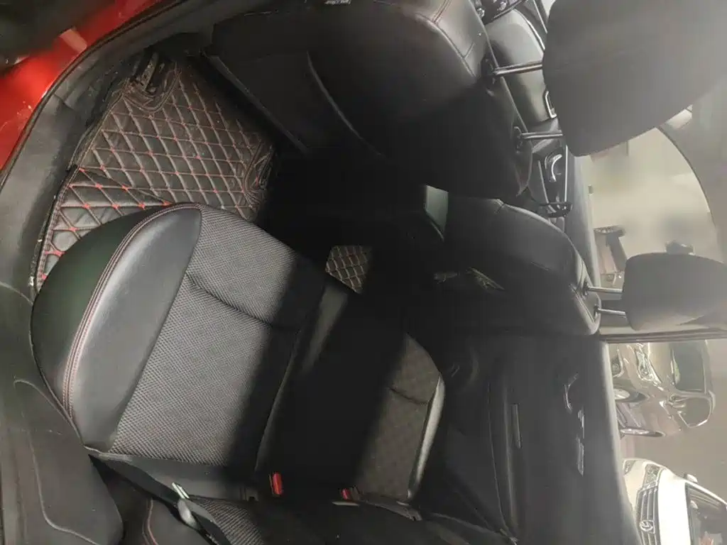 Nissan Qashqai — миниатюра 14