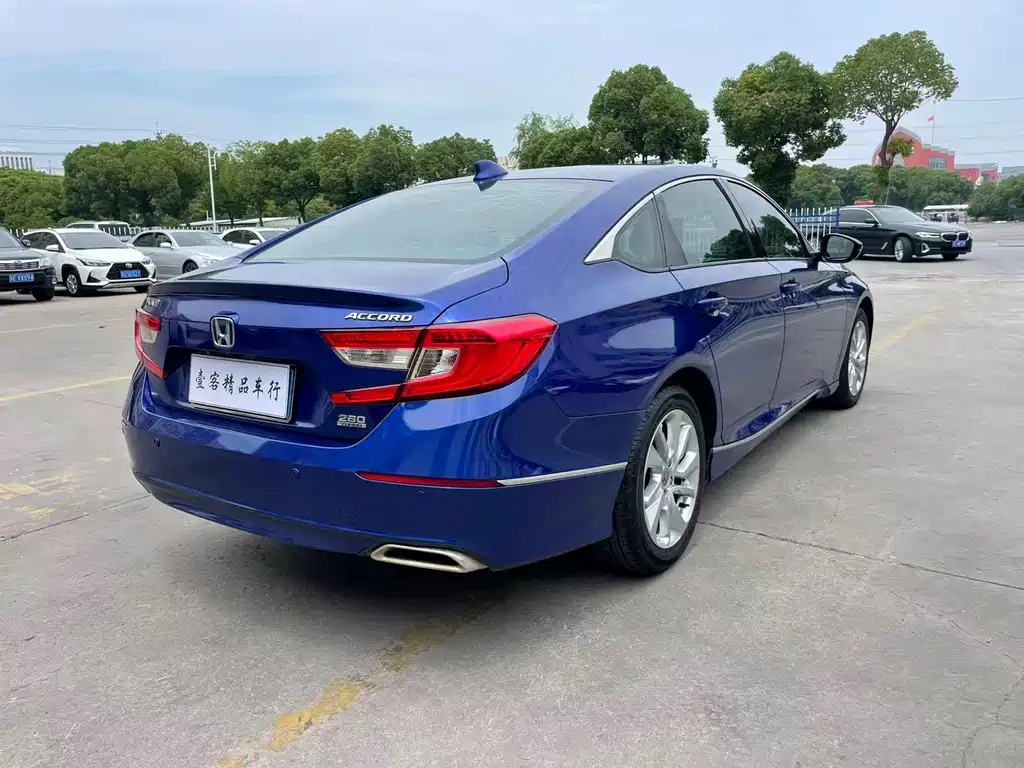 Honda Accord 2018 260TURBO Elite V